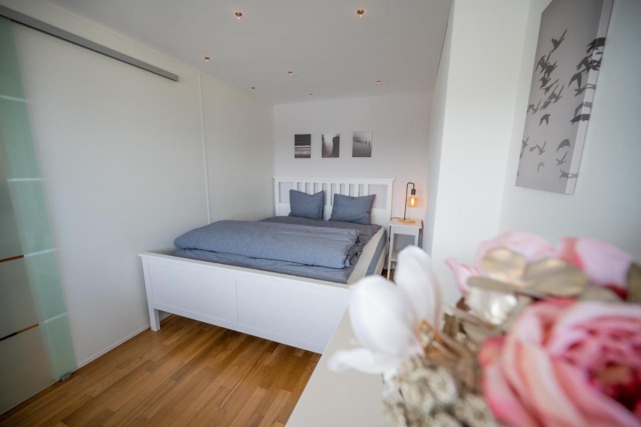 Traumwohnung Direkt Am Hafen Romanshorn Exterior photo